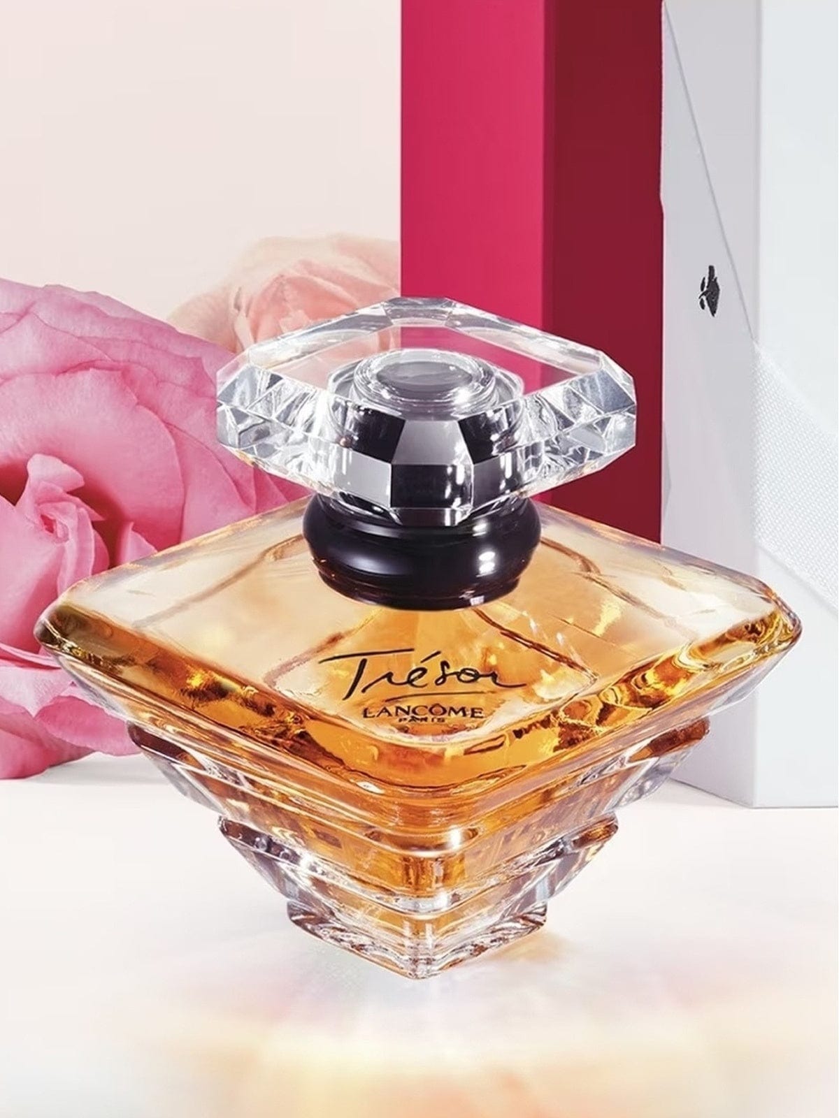 Produkt LANCOME Perfumy i Woda Toaletowa Woda perfumowana LANCOME TRESOR perfumy dla kobiet EDP 30ml 052766