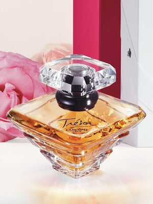 Produkt LANCOME Perfumy i Woda Toaletowa Woda perfumowana LANCOME TRESOR perfumy dla kobiet EDP 30ml 052766